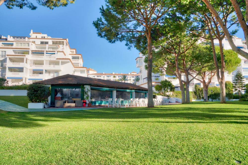 Playas Del Duque, Puerto Banus, Golf .Playa Y Compras Apartamento Marbella Exterior foto