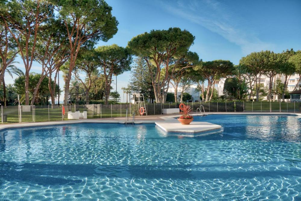 Playas Del Duque, Puerto Banus, Golf .Playa Y Compras Apartamento Marbella Exterior foto
